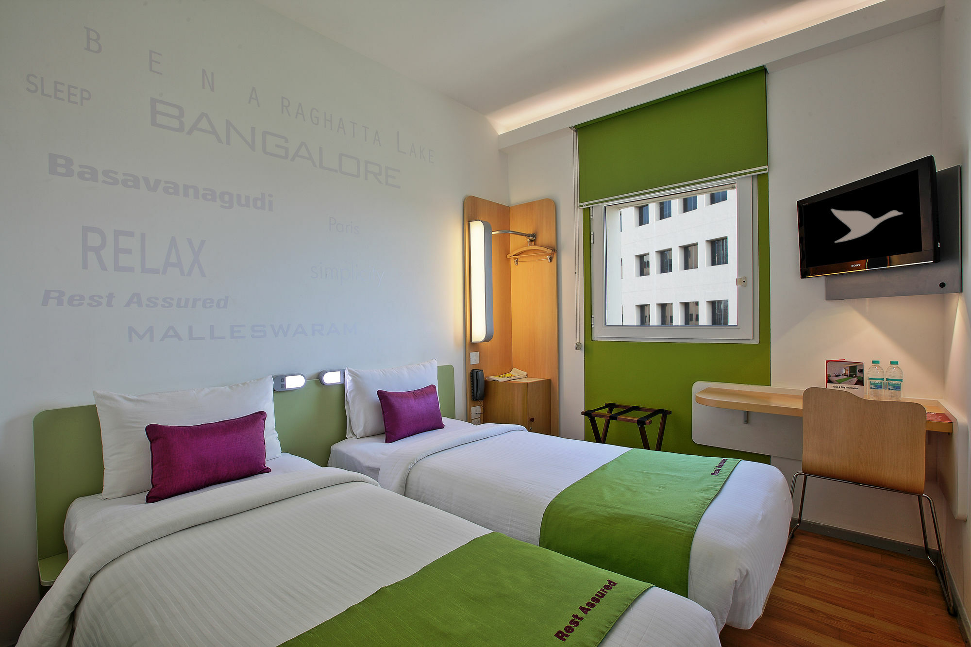 Holiday Inn Express Bengaluru Whitefield Itpl By Ihg Exterior foto